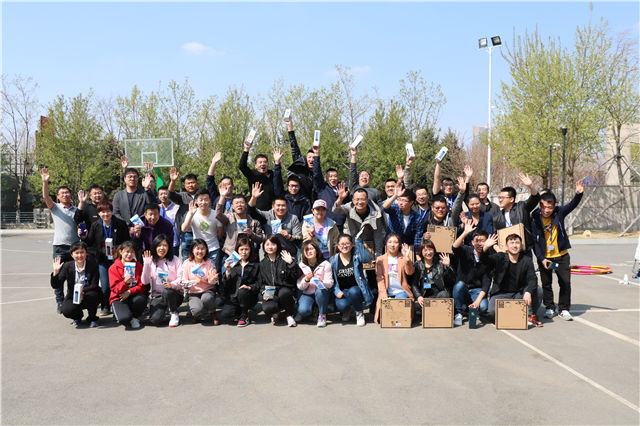 大合影.jpg 大合影.jpg